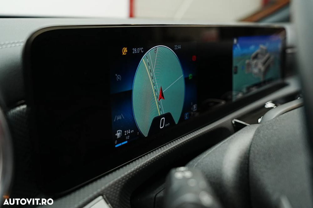 Mercedes-Benz CLA 180 7G-DCT Special Edition - 9