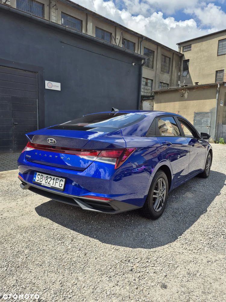 Hyundai Elantra 1.6 Modern - 3