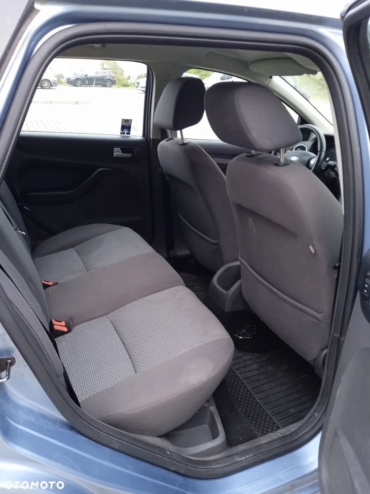 Ford Focus - 11