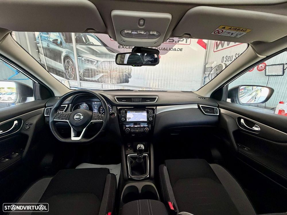 Nissan Qashqai 1.5 dCi N-Connecta 18 - 11