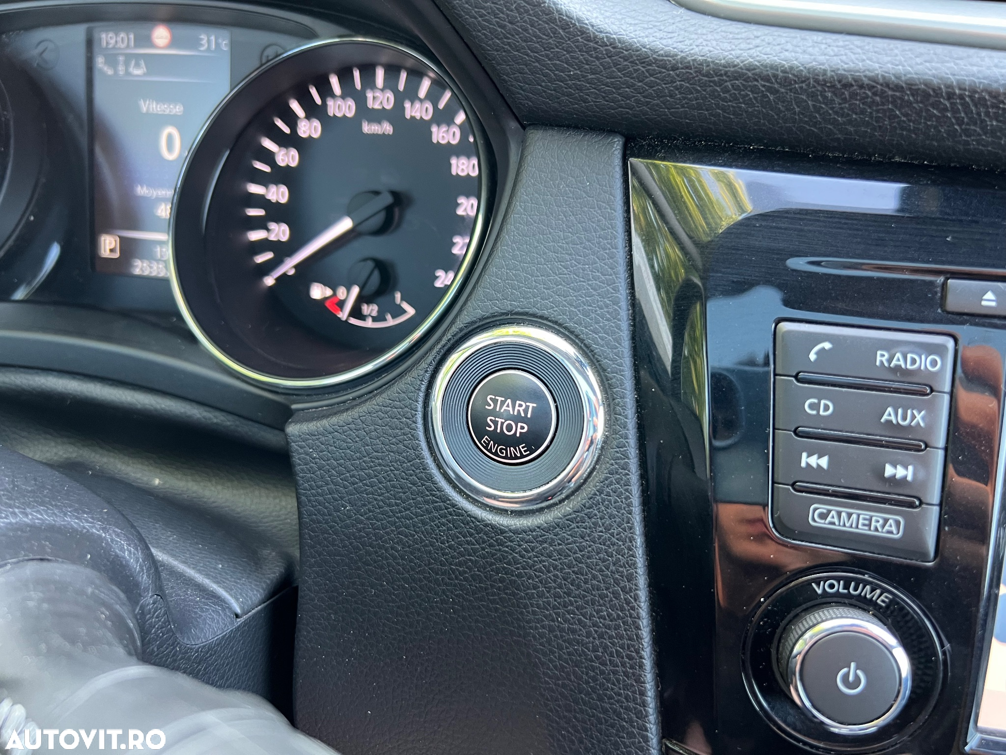 Nissan Qashqai 1.6 DCI Start/Stop X-TRONIC Tekna - 19