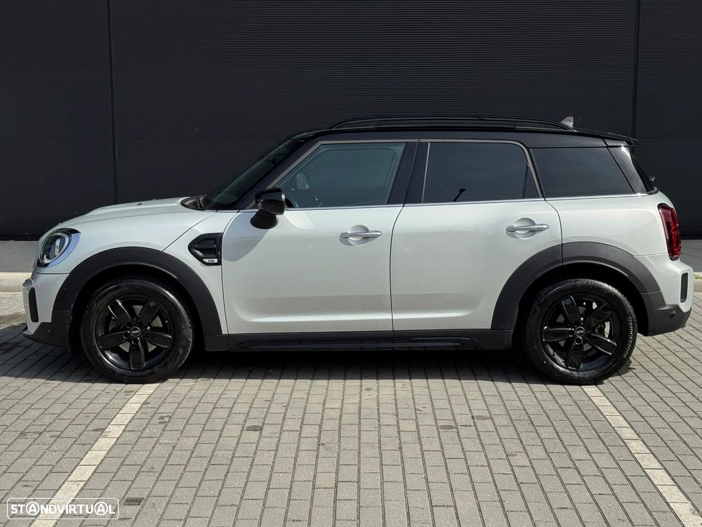 MINI Countryman Cooper ALL4 Classic Auto - 4