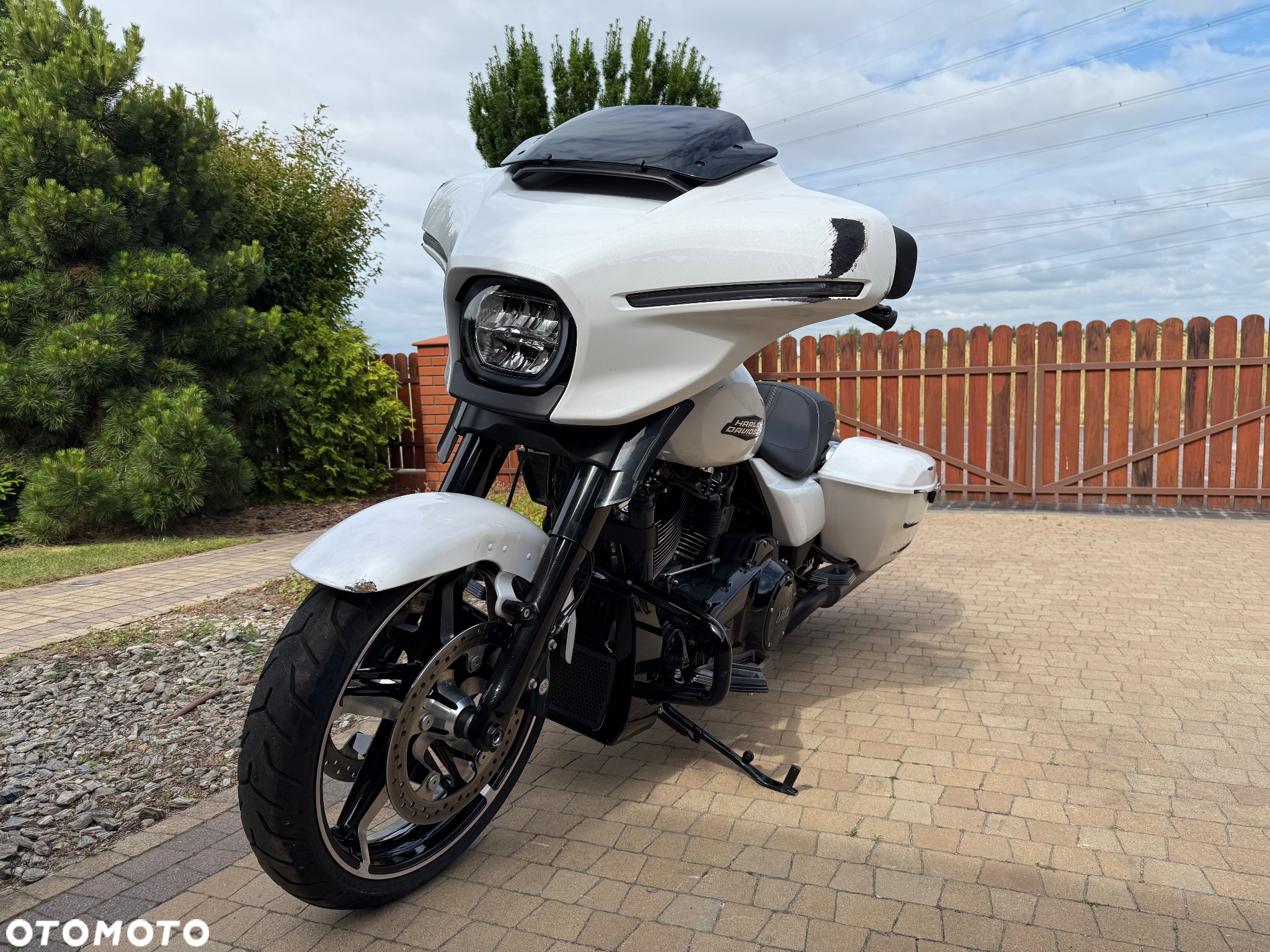 Harley-Davidson Touring Street Glide - 10