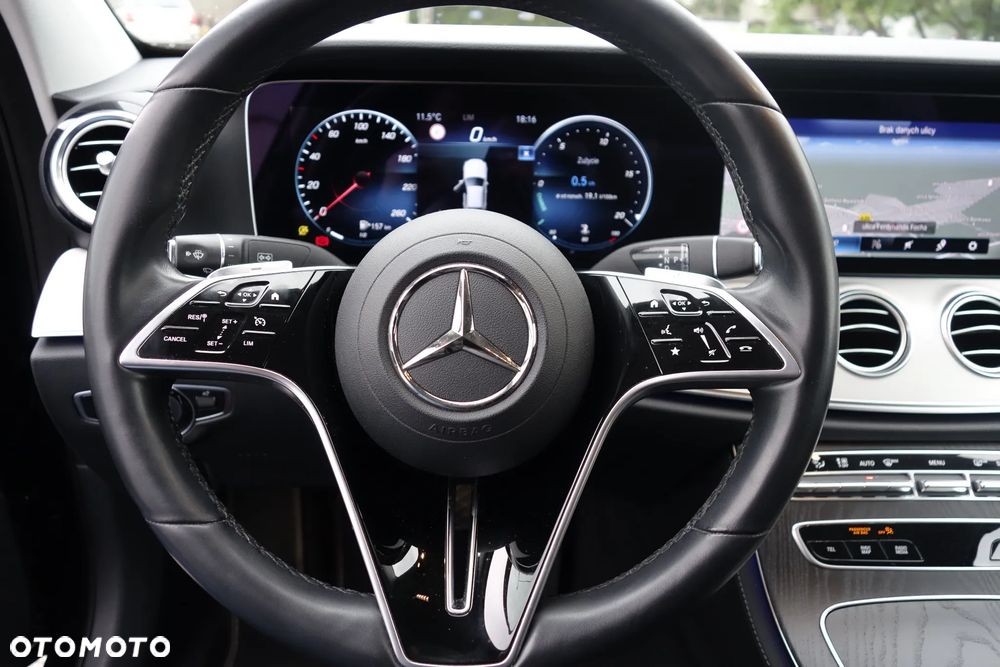 Mercedes-Benz Klasa E 220 d 4-Matic Avantgarde - 16