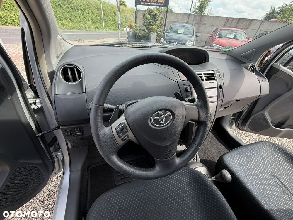 Toyota Yaris 1.33 VVT-i Multi Mode Sol - 21