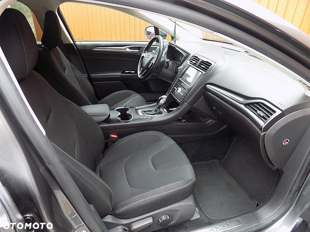 Ford Mondeo 2.0 Hybrid Trend - 8