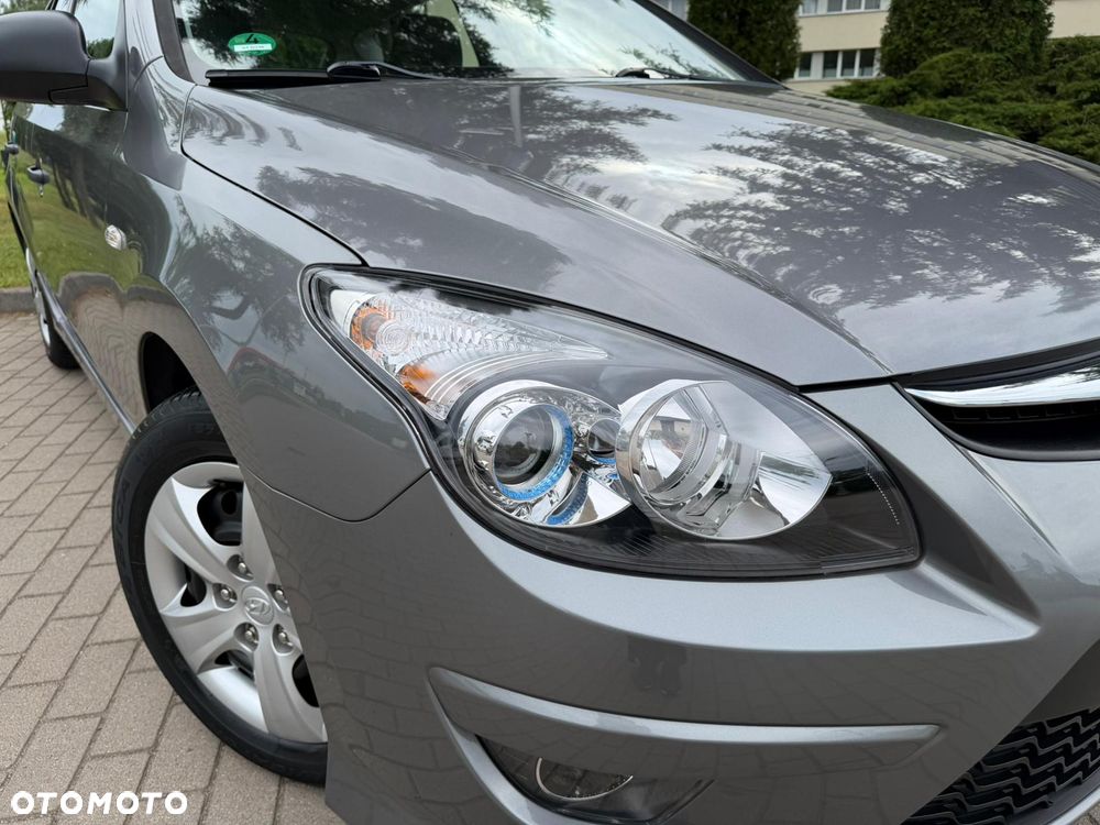 Hyundai i30 1.4 FIFA WM Edition - 8