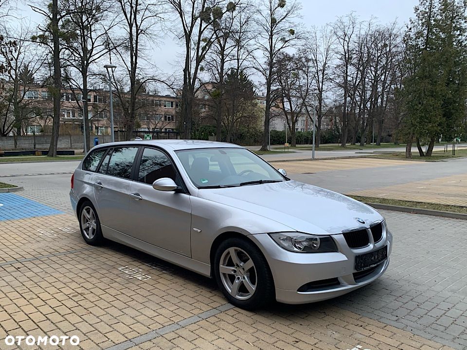 BMW Seria 3 - 26