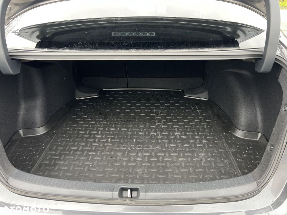 Toyota Corolla 1.5 Style MS - 12