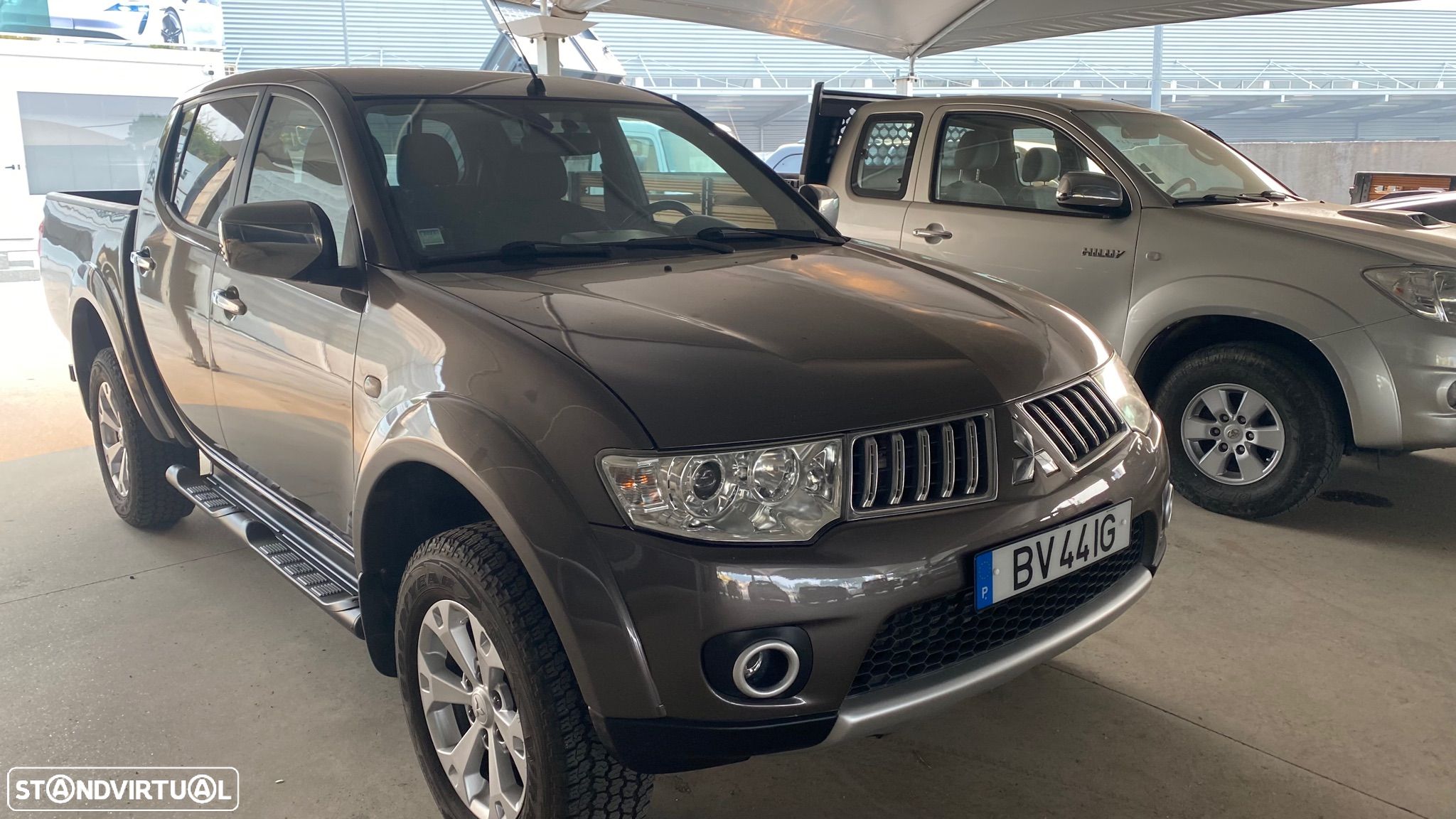 Mitsubishi L200 Pick Up 4x4 Intense Cabine Dupla - 1