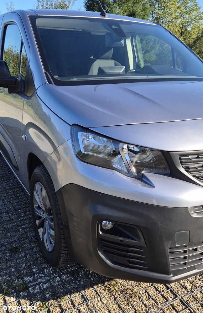 Peugeot Partner EAT8 Automat - 12