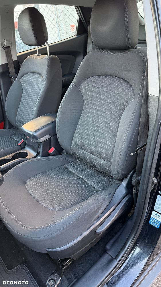 Hyundai ix35 1.7 CRDi 2WD blue Style - 9