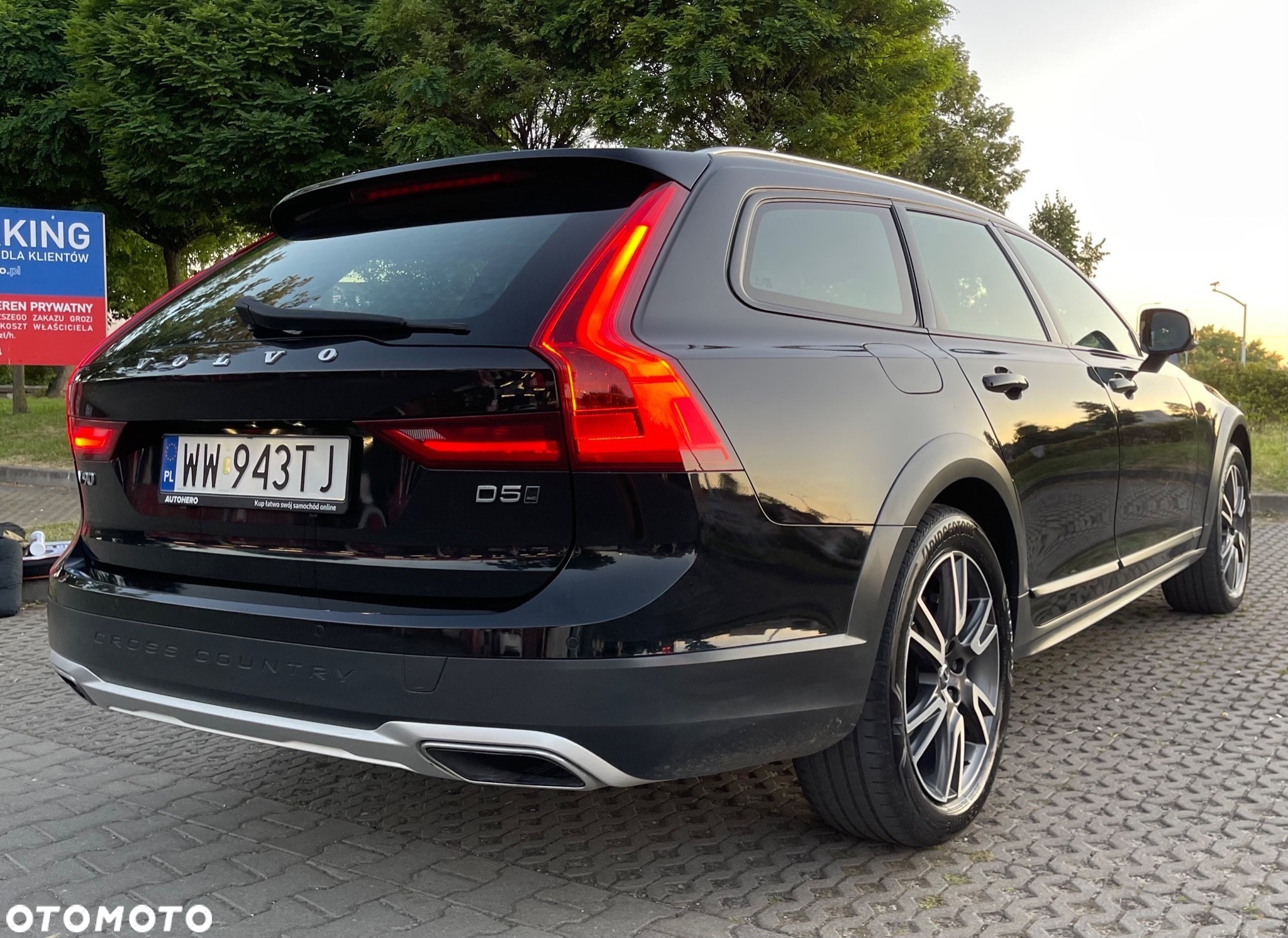 Volvo V90 Cross Country D5 AWD Geartronic Pro - 16