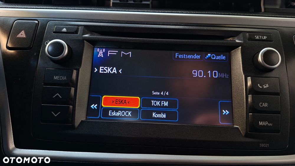 Toyota Auris 1.6 Sol - 31