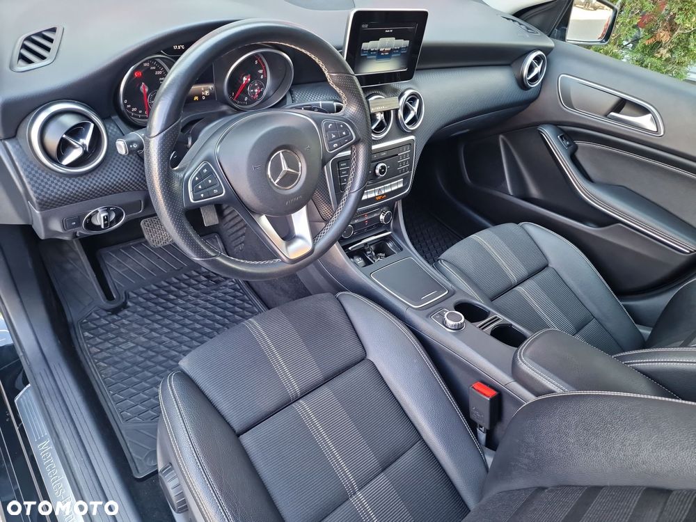 Mercedes-Benz Klasa A 180 d 7G-DCT Urban - 12