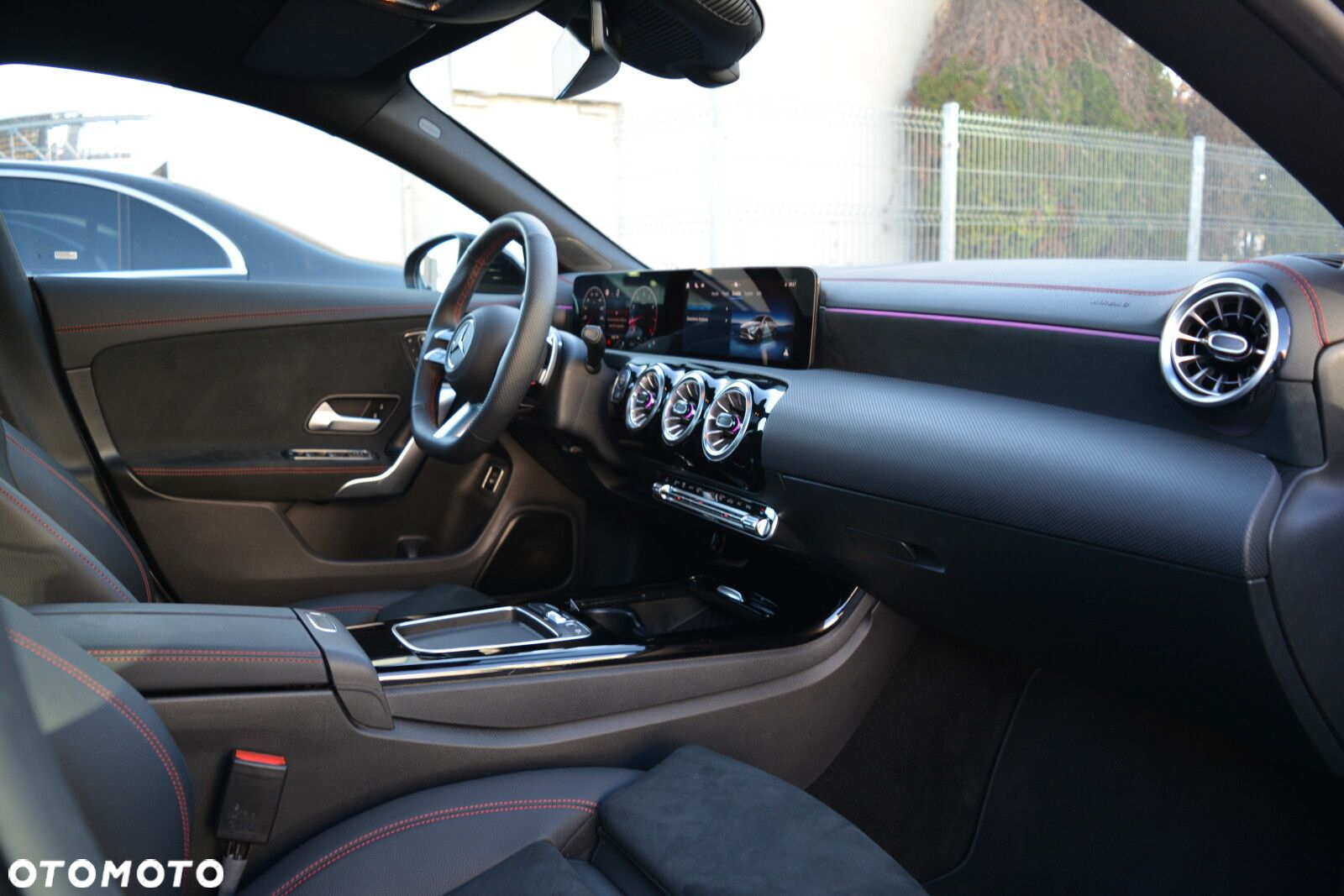 Mercedes-Benz CLA 200 Progressive 7G-DCT - 22
