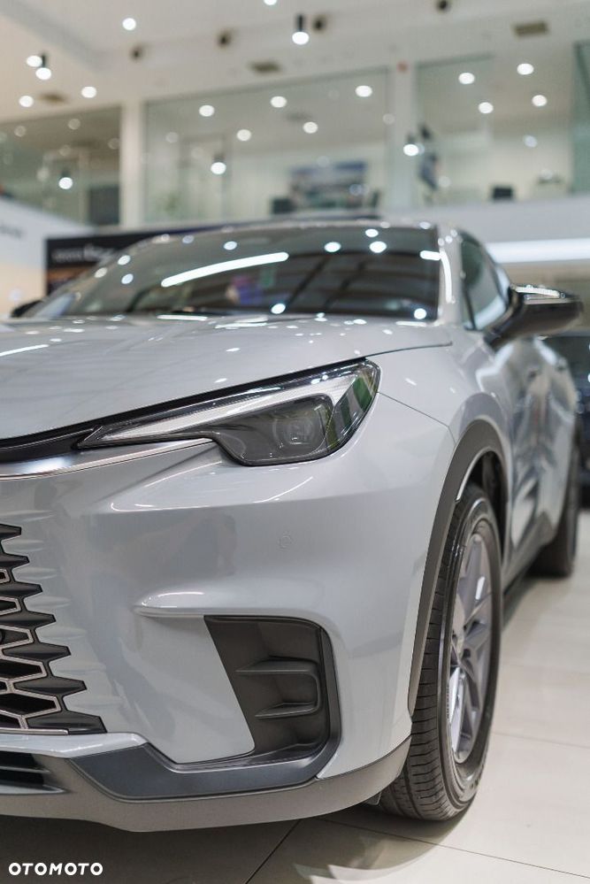 Lexus LBX - 14