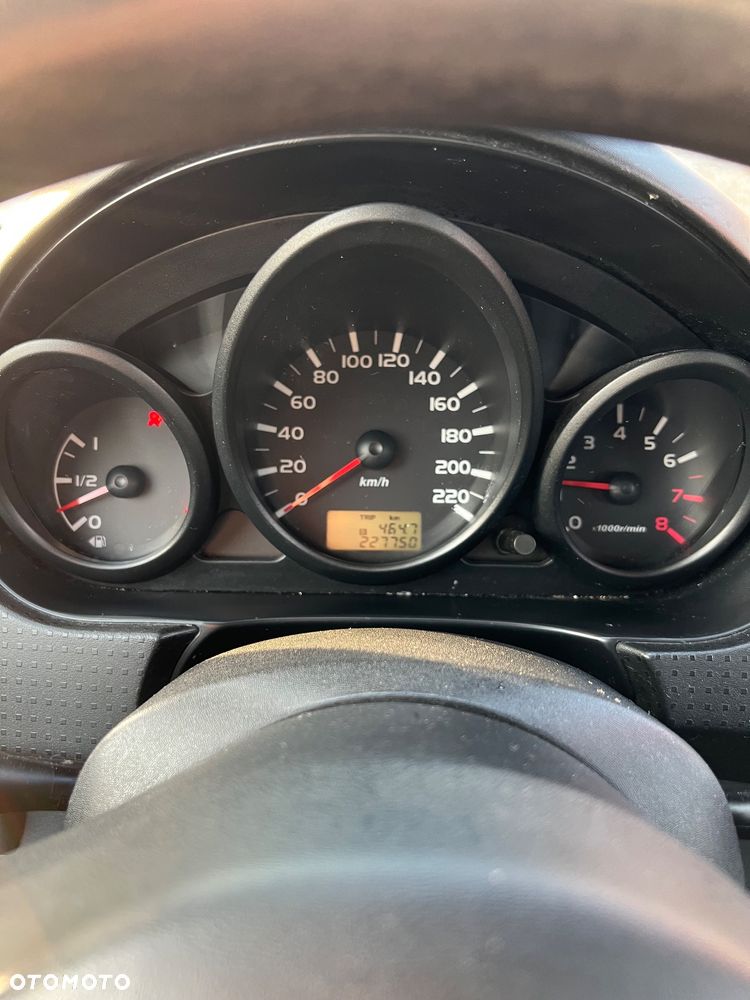 Mitsubishi Colt 1.1 - 9