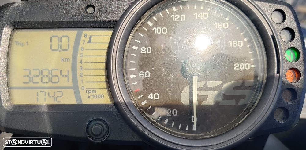 BMW F 650 GS Sertão (Carta A2) - 12