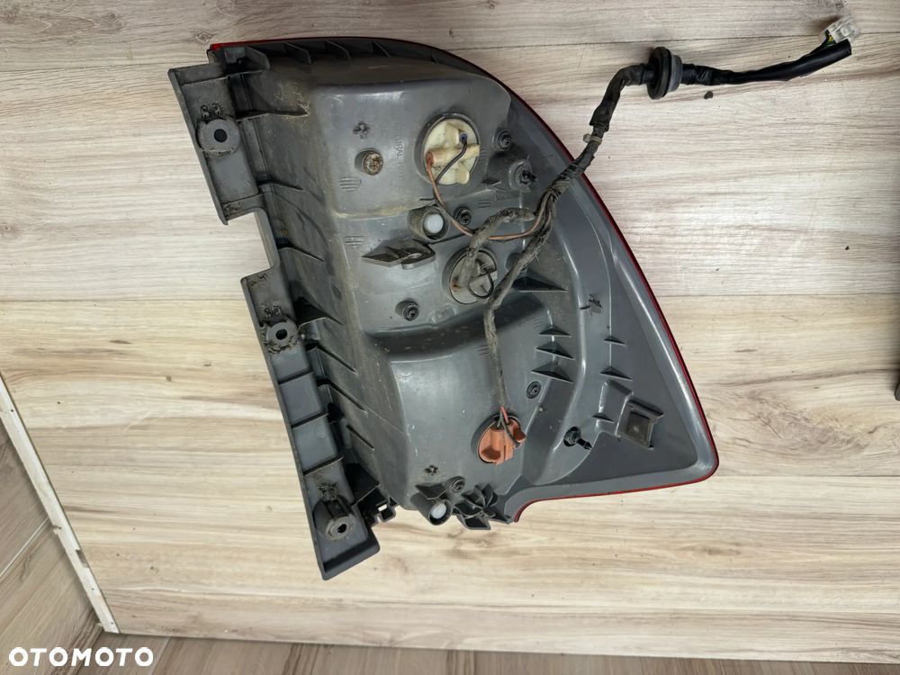 LAMPA TYŁ TYLNA PRAWA KIA CEED I LIFT KOMBI - 2