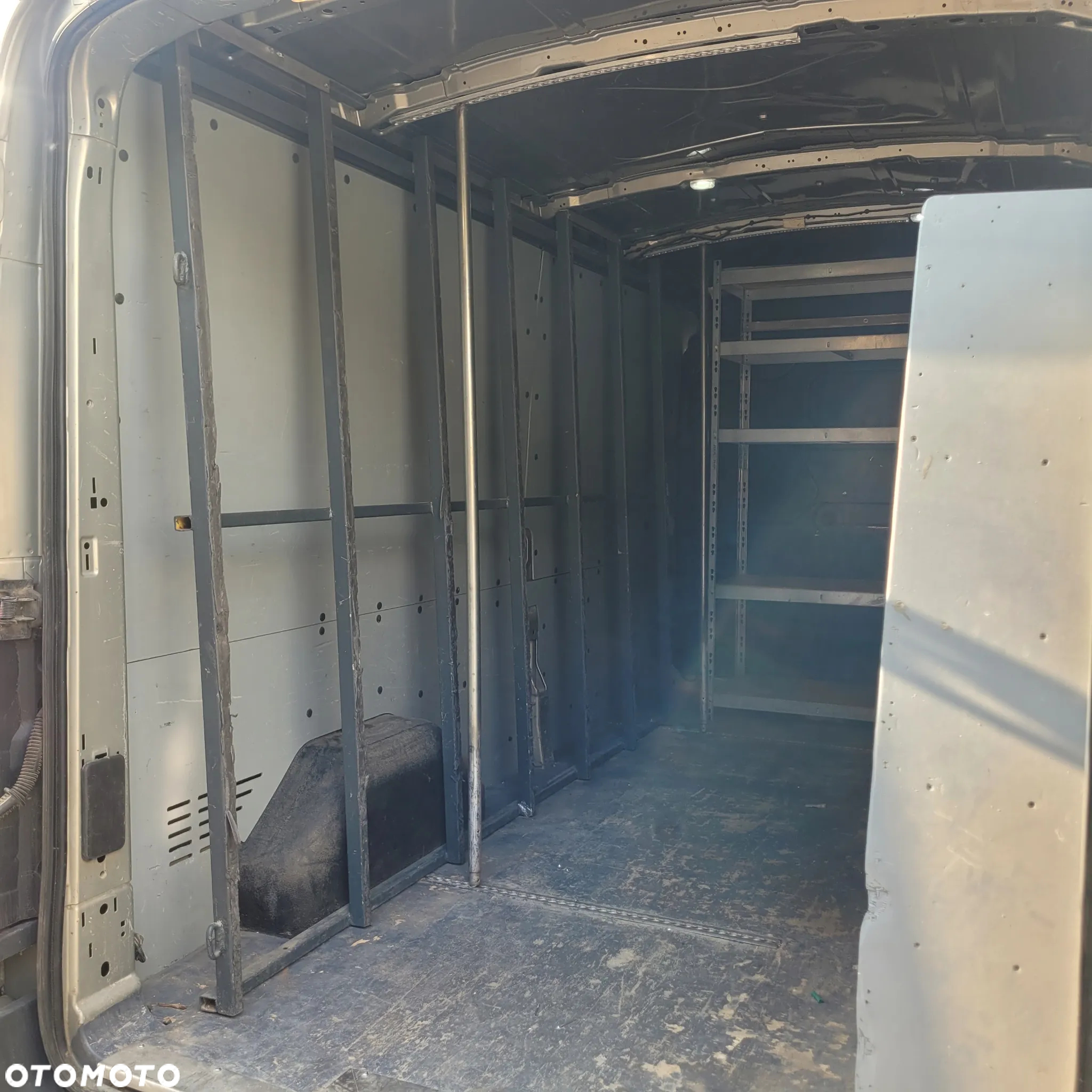 Ford Transit - 9
