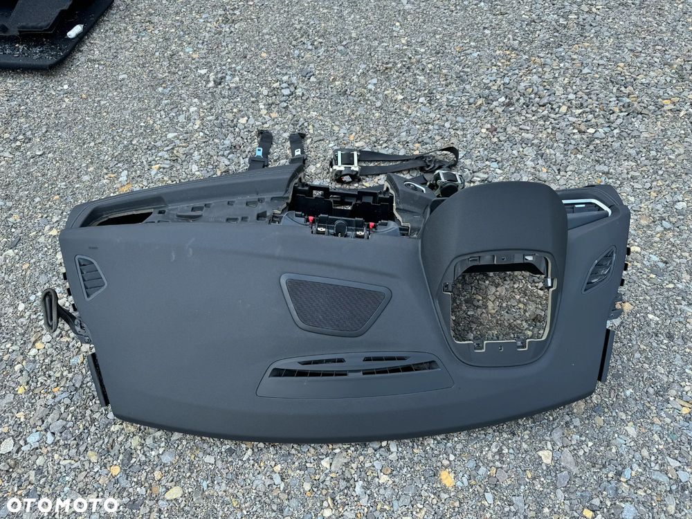 DESKA KONSOLA KOKPIT PODUSZKA PASY BMW F45 F46 ORYGINALNA - 3