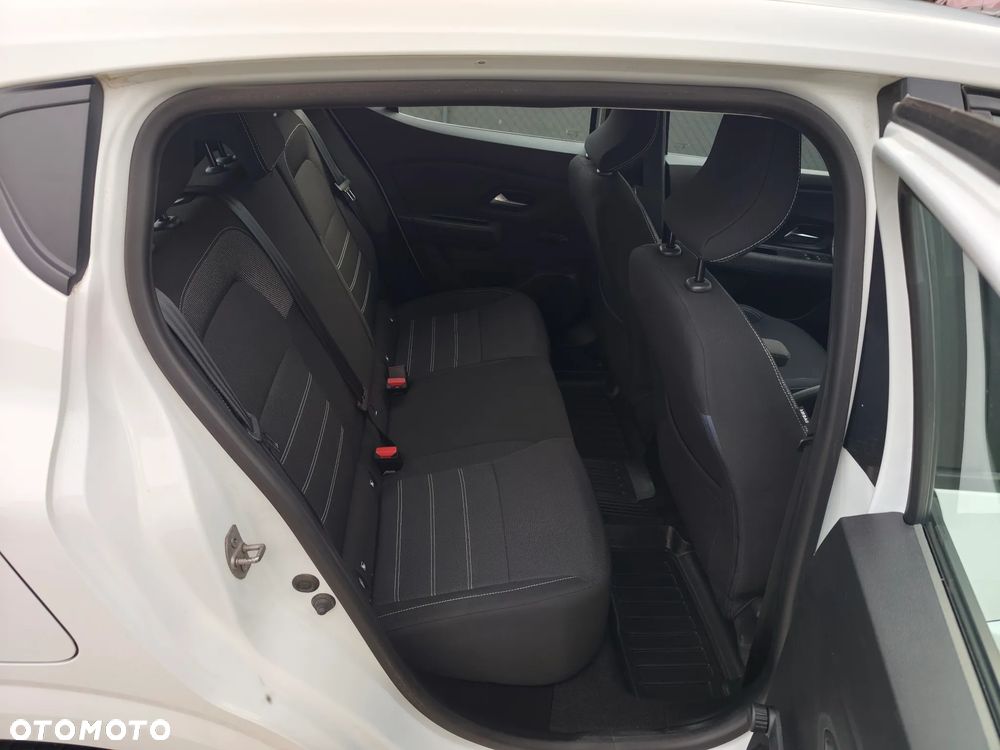 Dacia Sandero TCe 90 Essential - 22