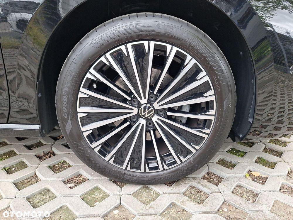 Volkswagen Passat - 39