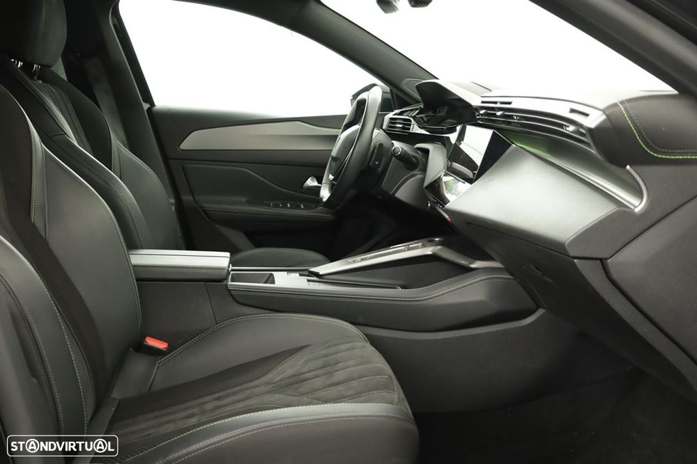 Peugeot 308 1.2 PureTech GT EAT8 - 21