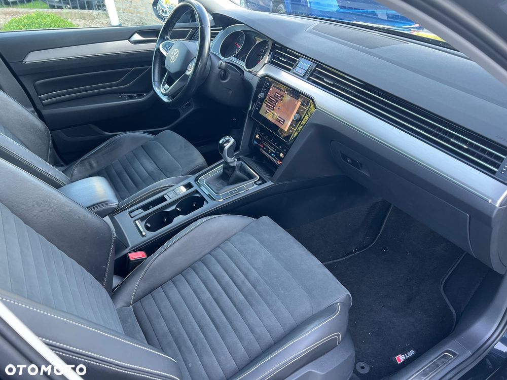 Volkswagen Passat 2.0 TDI EVO Business - 27