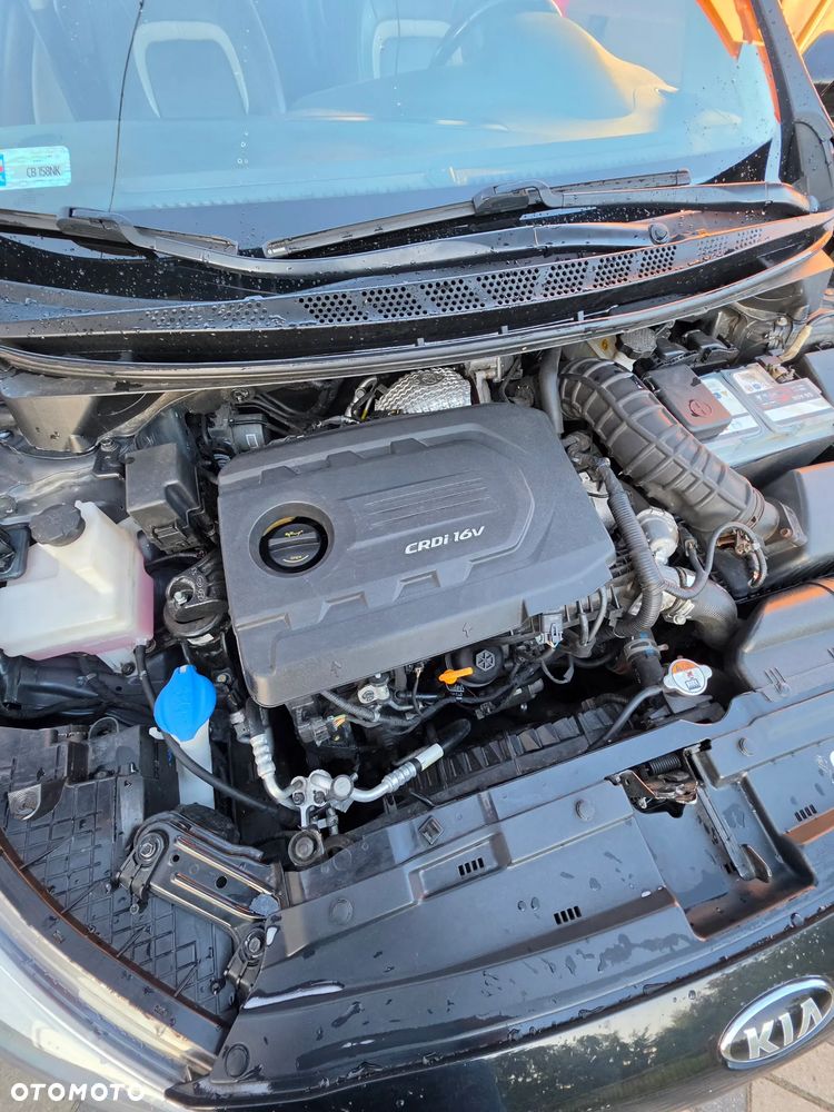 Kia Ceed 1.6 CRDi L Business Line DCT - 11