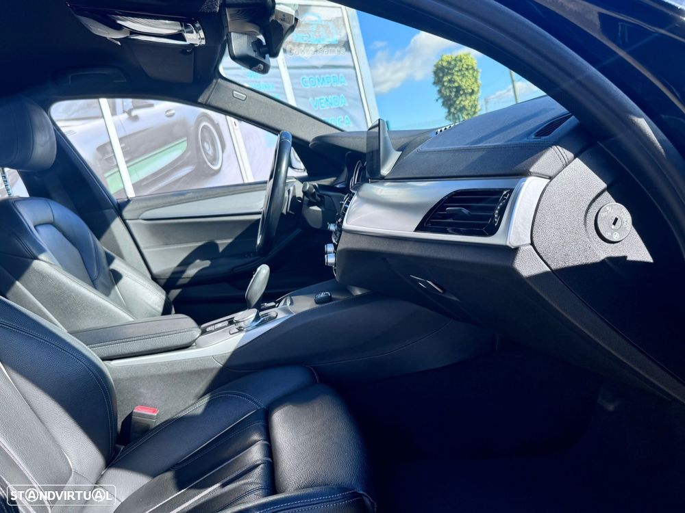 BMW 520 d Line Luxury Auto - 40