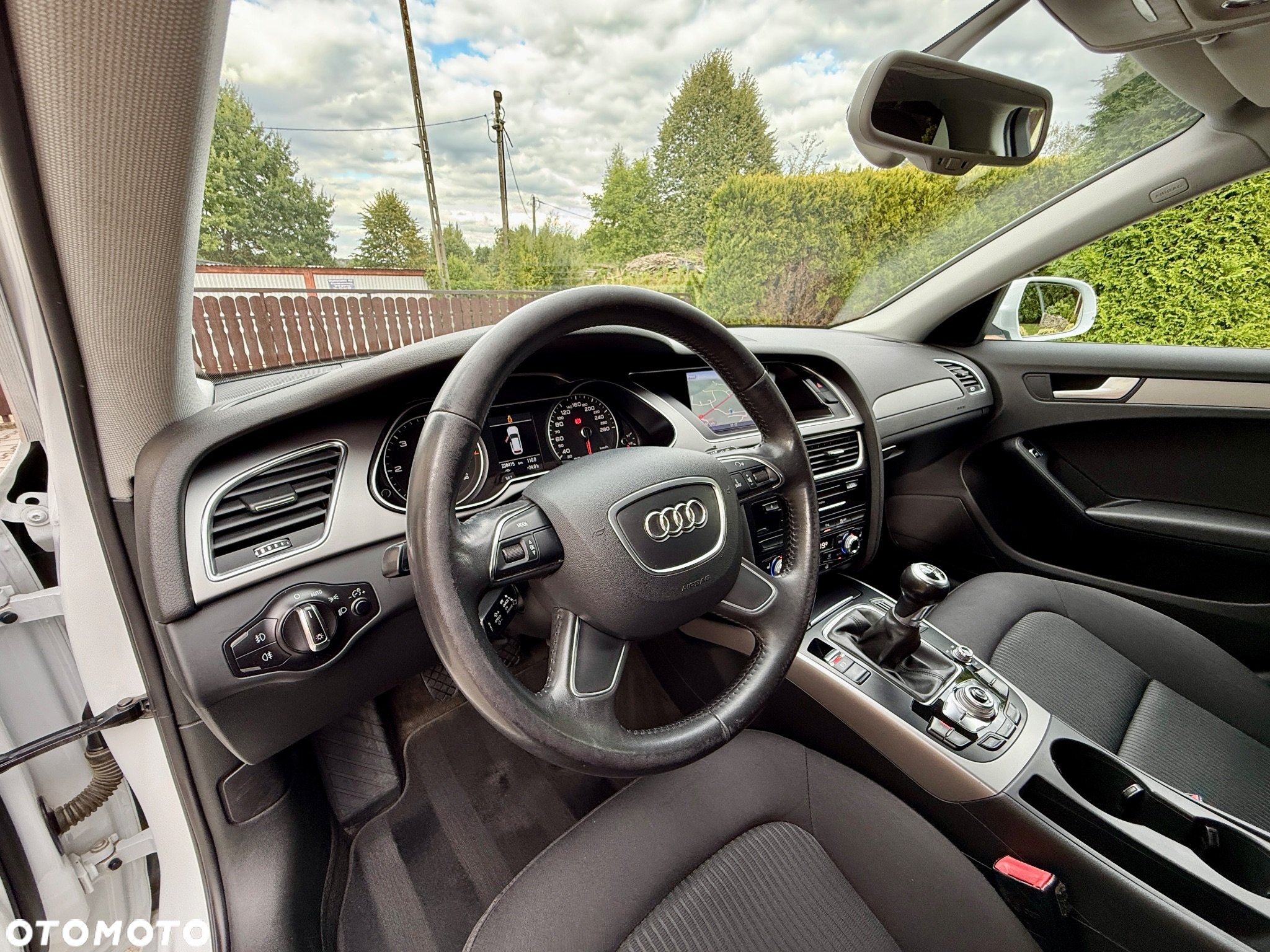Audi A4 Avant 2.0 TDI - 16
