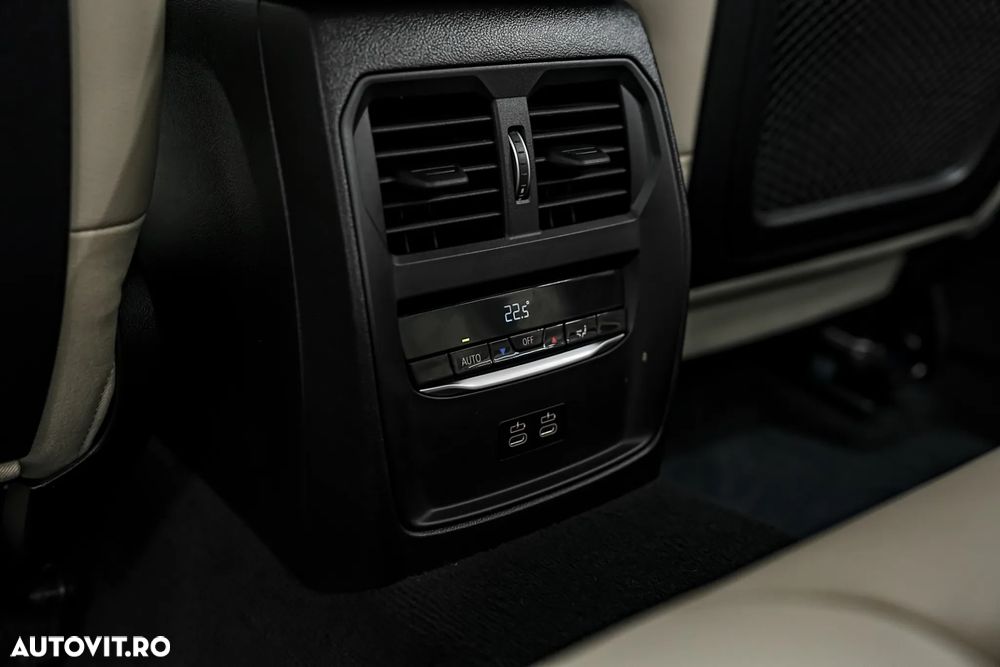 BMW Seria 3 320d xDrive Aut. Sport Line - 32