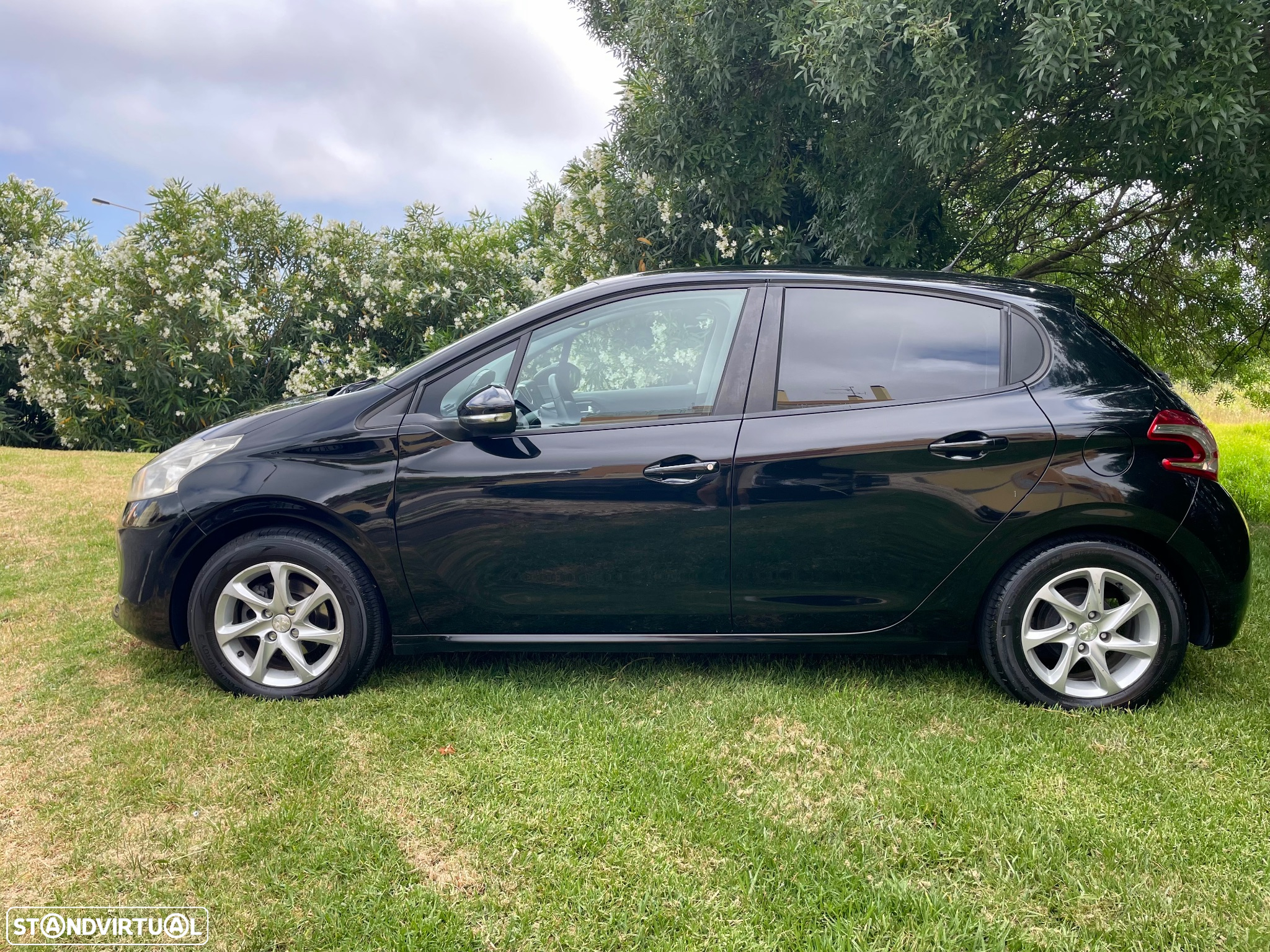 Peugeot 208 1.2 PureTech Access - 5