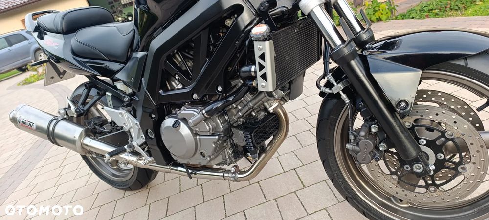 Suzuki SV - 29