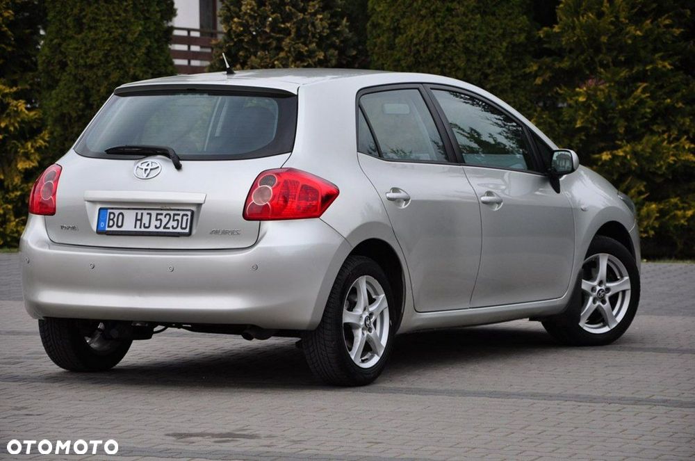 Toyota Auris - 14