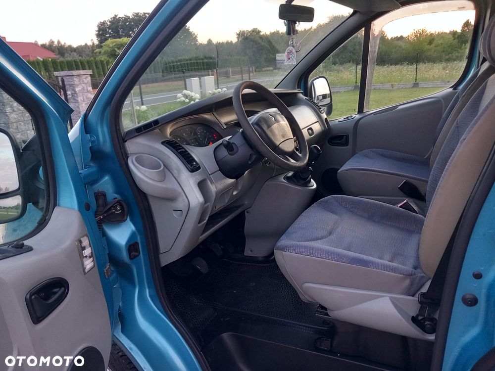 Renault Trafic - 17