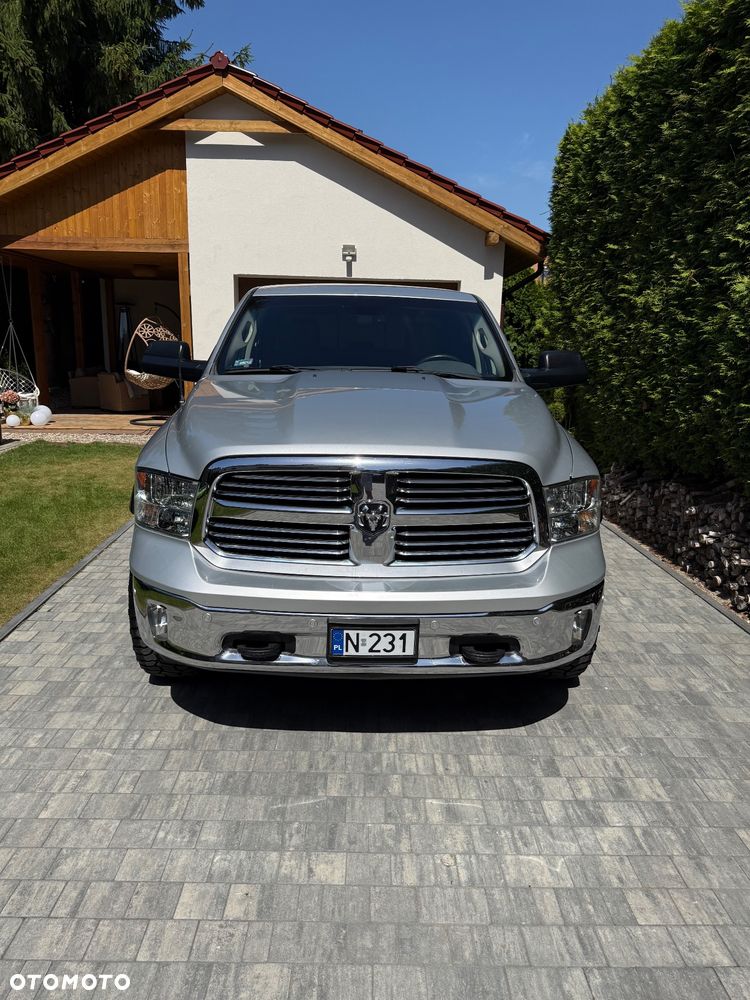 Dodge RAM 5.7 4x4 - 2