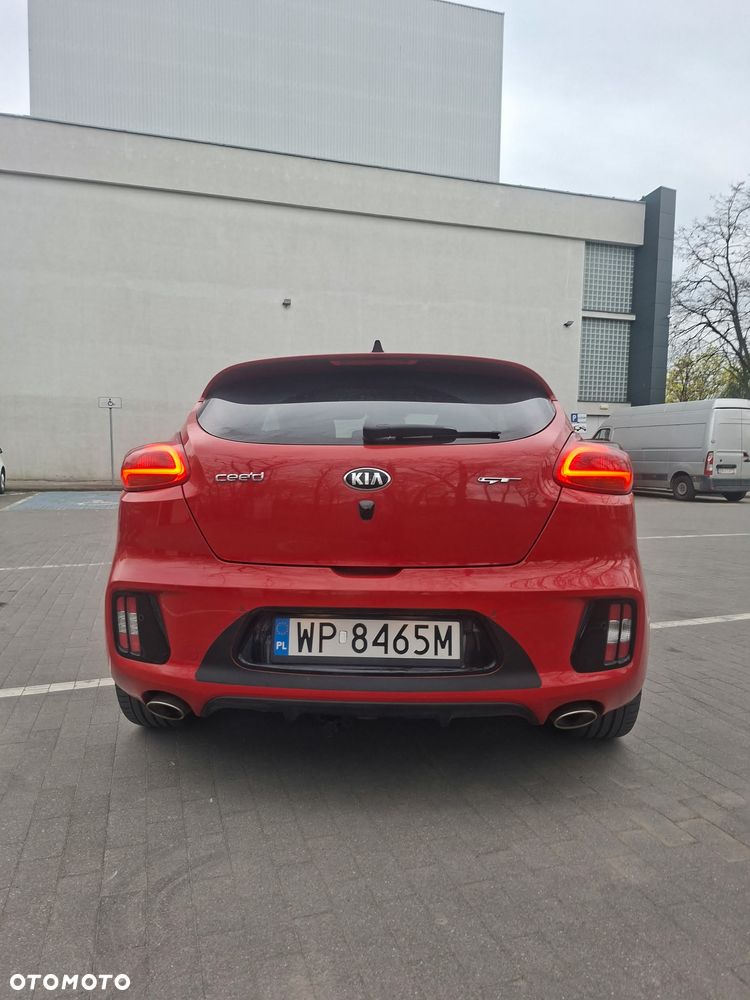 Kia Ceed 1.6 CRDi GT Line - 4