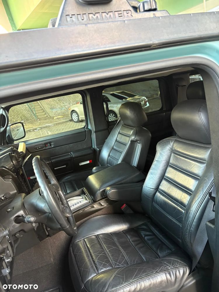 Hummer H2 - 18