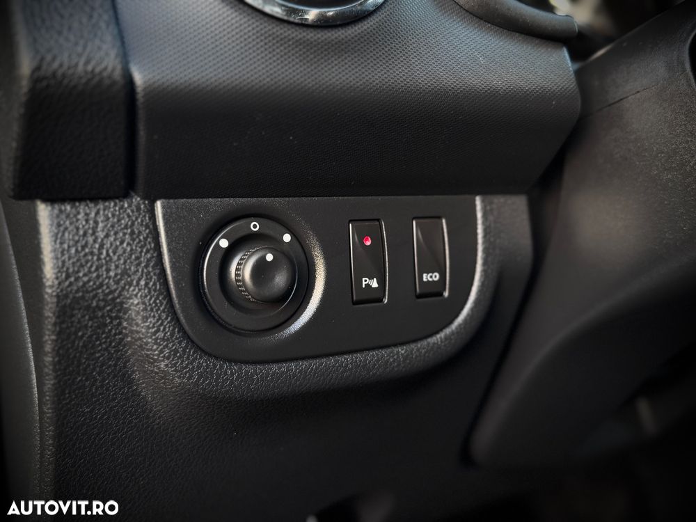 Dacia Logan TCe 90 Prestige - 21