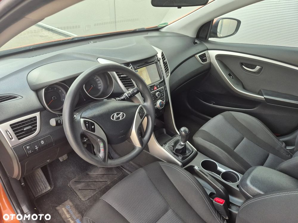 Hyundai i30 blue 1.4 Style - 33