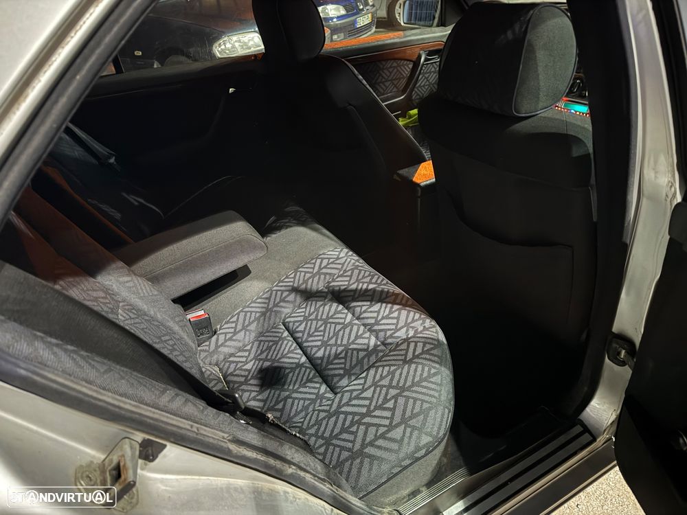 Mercedes-Benz C 220 CDI Classic - 20