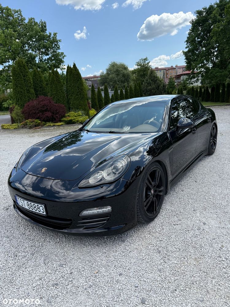 Porsche Panamera 4S - 8