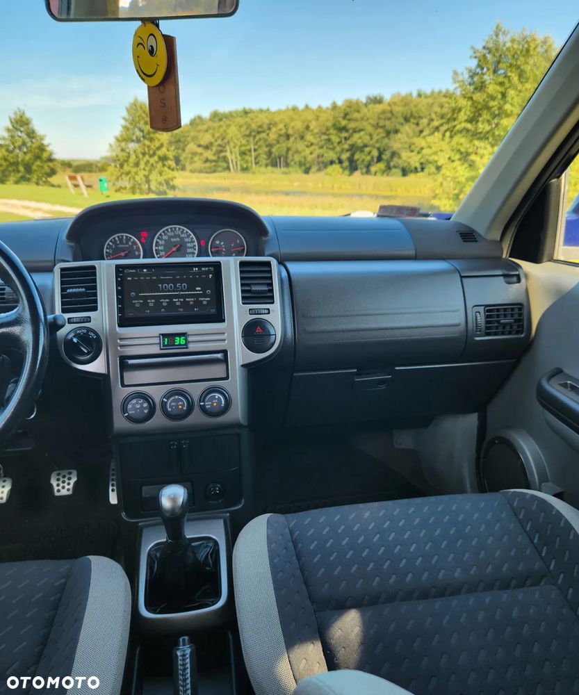 Nissan X-Trail 2.5 4x4 Elegance - 25