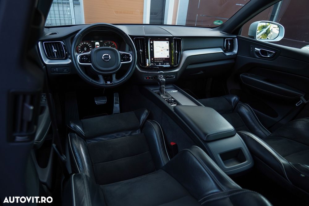 Volvo XC 60 D4 AWD Geartronic RDesign - 14