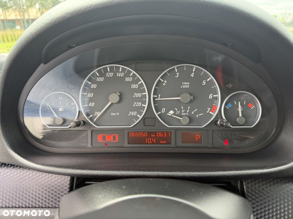 BMW Seria 3 330 Ci Edition Exclusive - 11