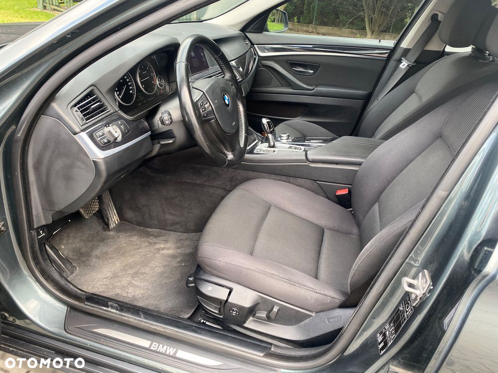 BMW Seria 5 520d Touring - 7