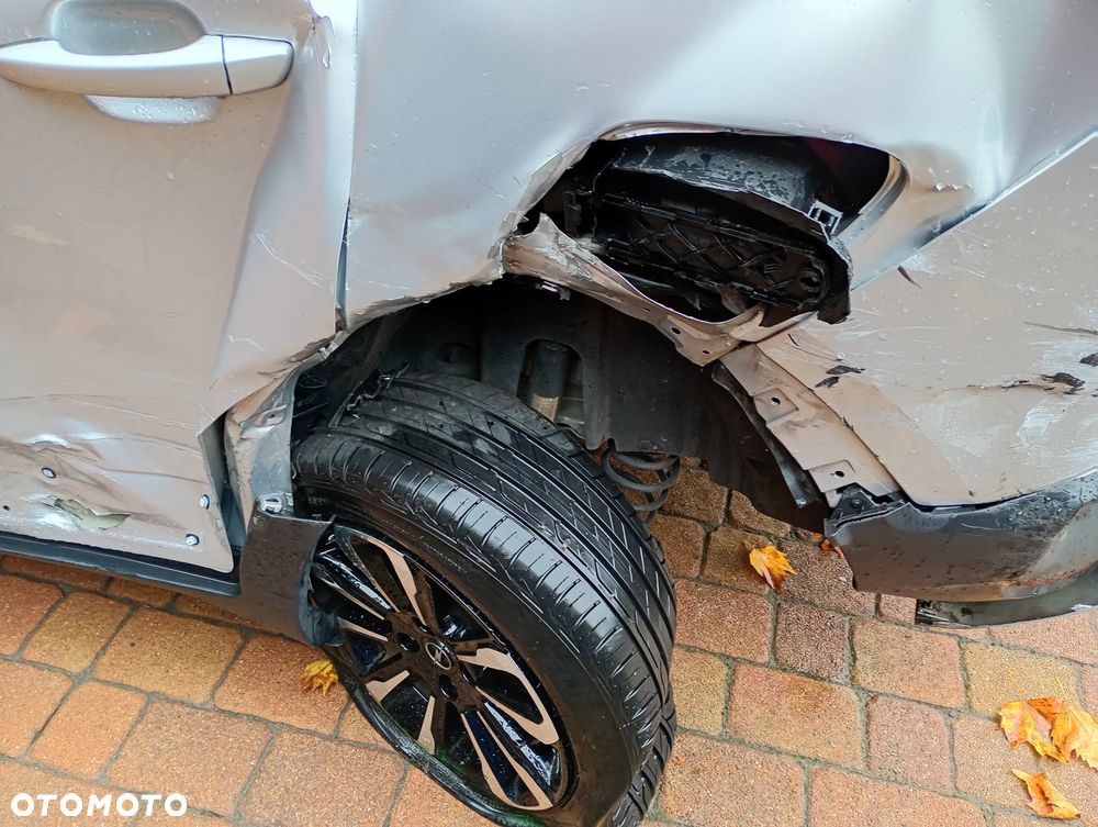 Opel Crossland X - 24
